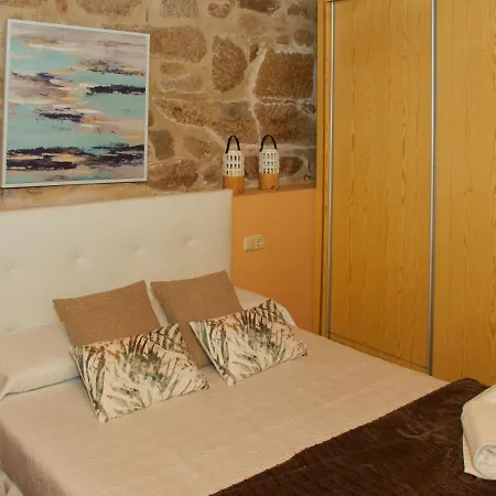 Casa A Coruxa * San Salvador de Poio