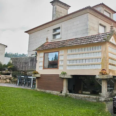 Casa A Coruxa San Salvador de Poio